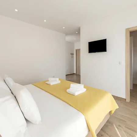 Mar - B&p Infinity House Apartament *